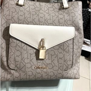 New CK tote medium bag very nice   n comfy for shopping